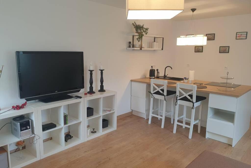 Apartament Przy Samym Jeziorze Allenstein Exterior foto